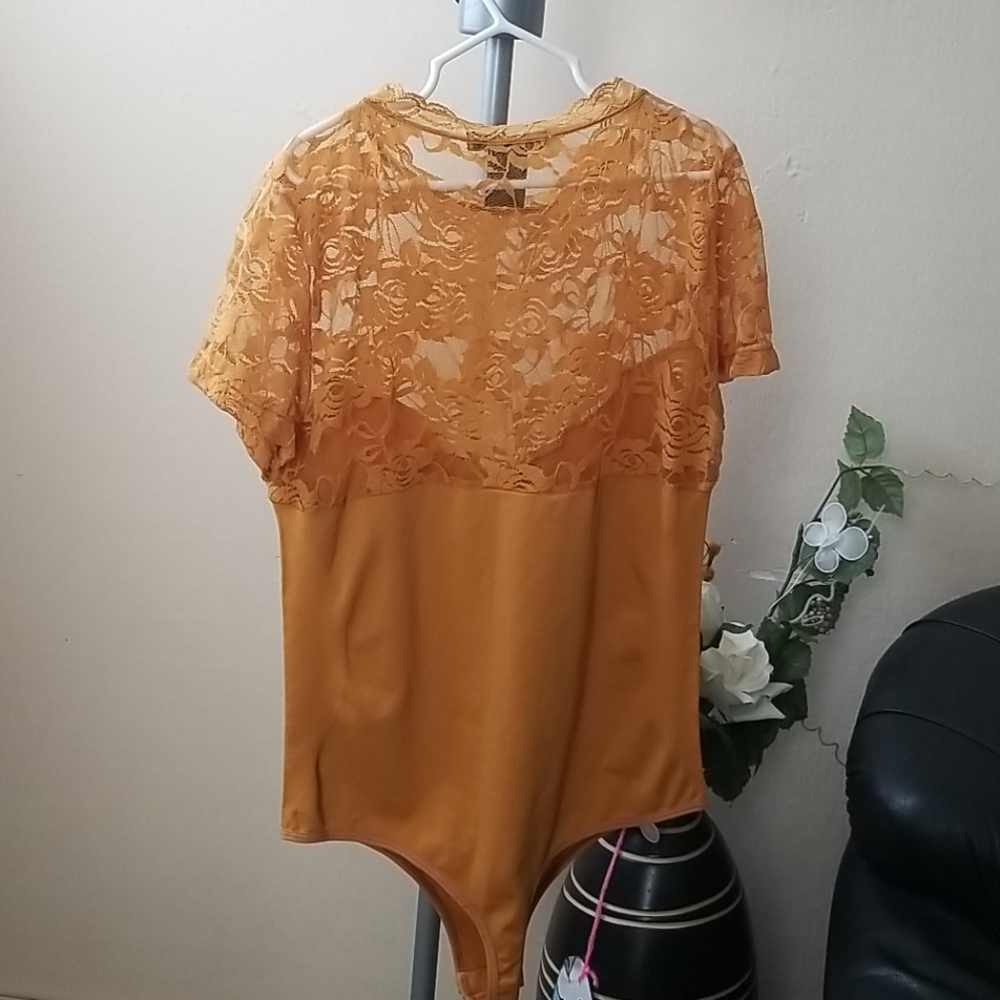 Body suit - Picture 3 of 3